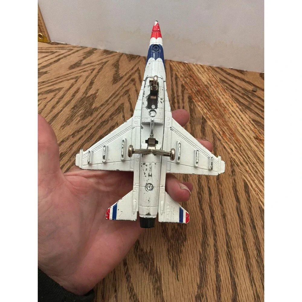 Vintage Kids Ertl F-16 Thunderbirds Jet OS White